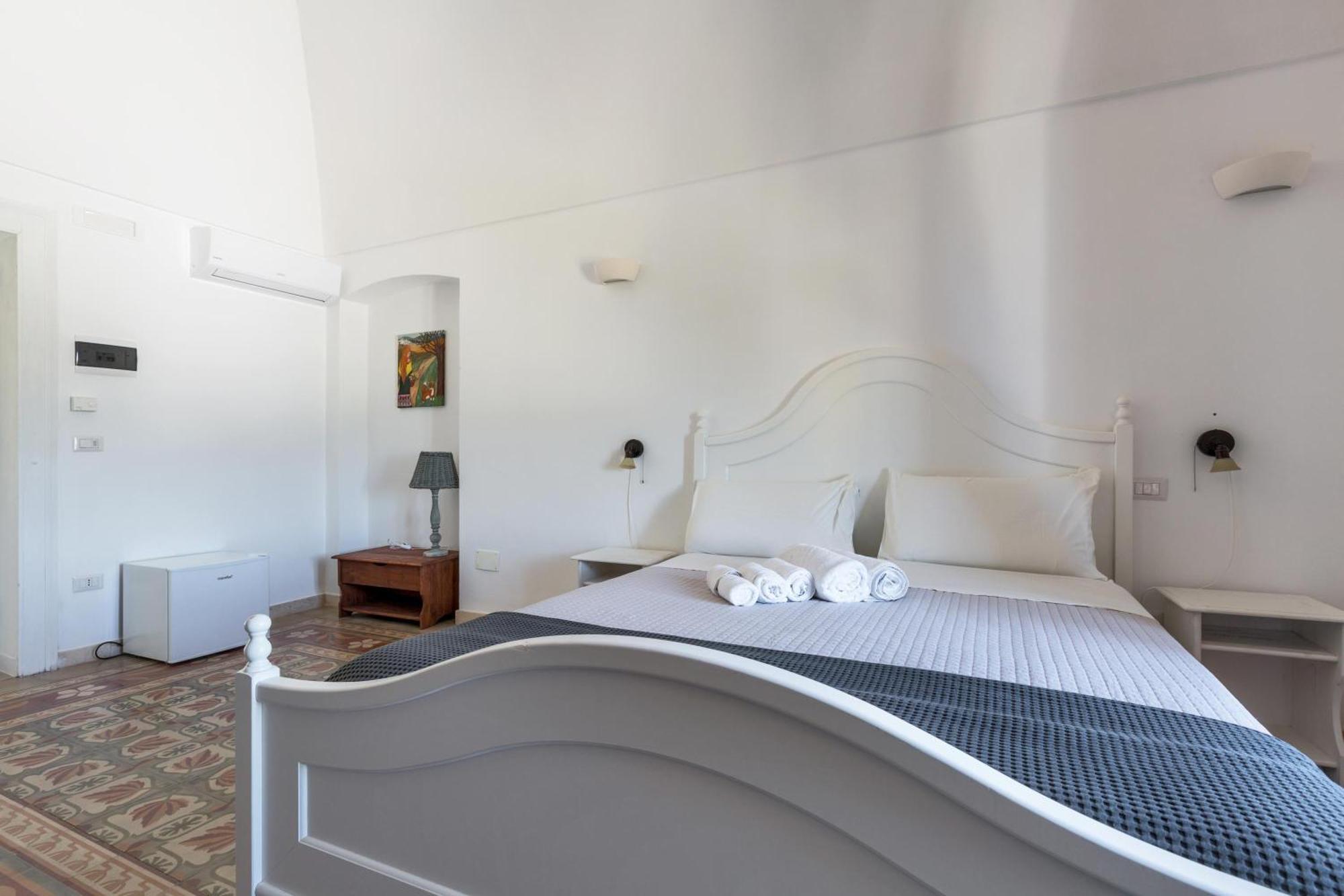 モットラ Agriturismo Donna Teresaヴィラ エクステリア 写真