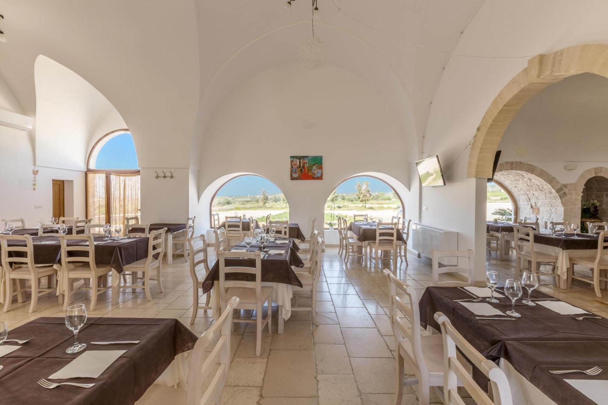 モットラ Agriturismo Donna Teresaヴィラ エクステリア 写真
