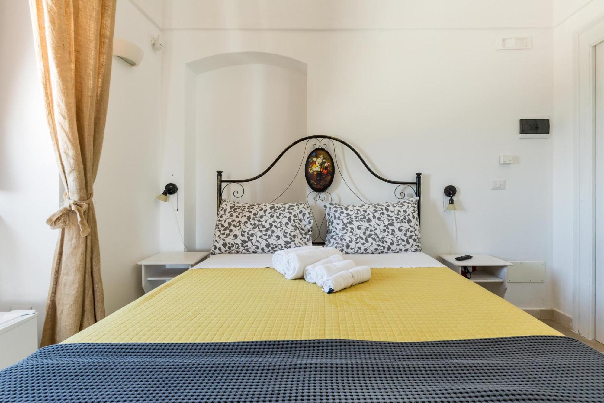 モットラ Agriturismo Donna Teresaヴィラ エクステリア 写真