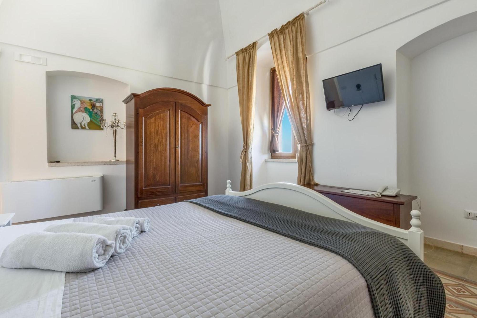 モットラ Agriturismo Donna Teresaヴィラ エクステリア 写真