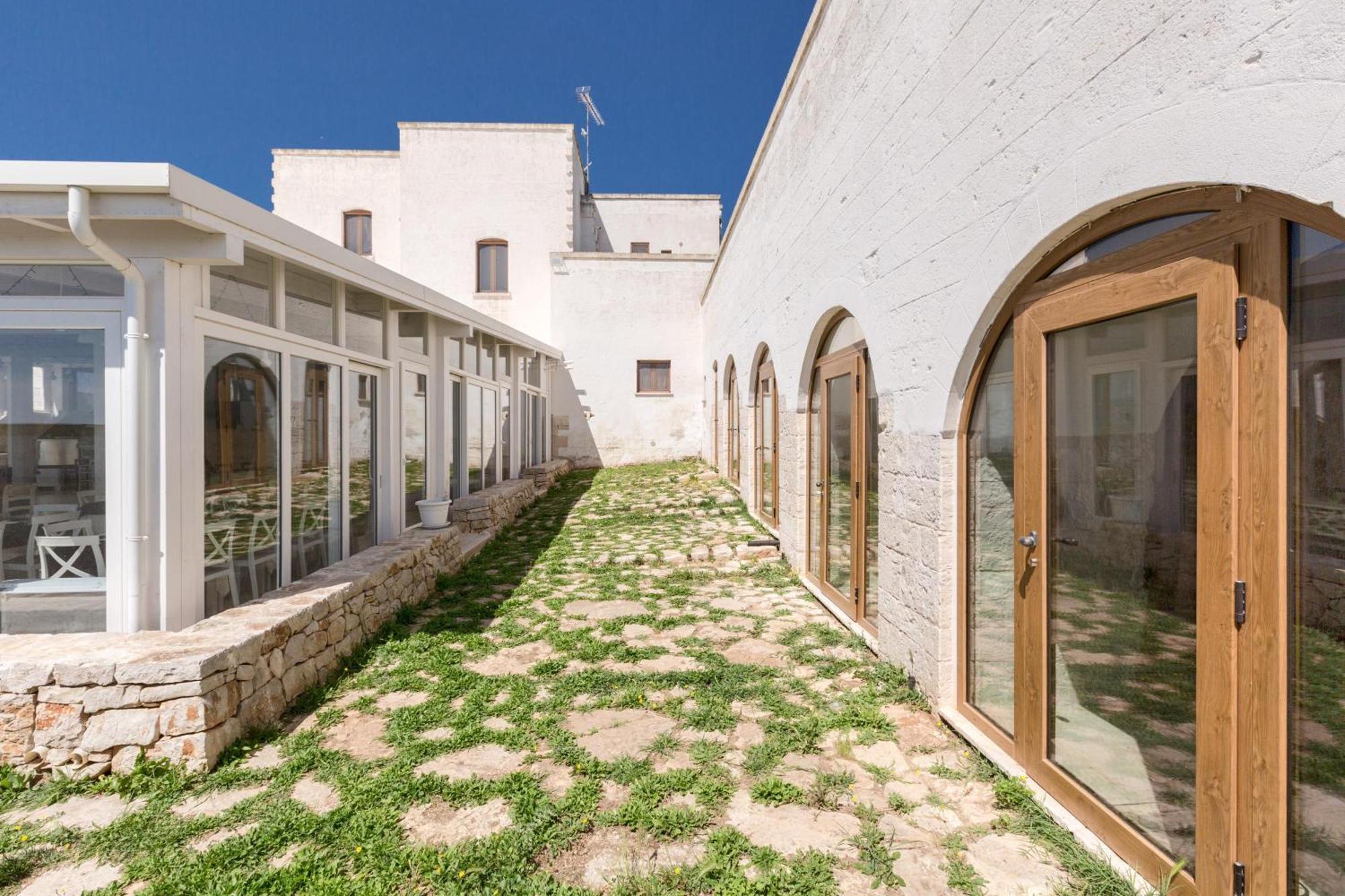 モットラ Agriturismo Donna Teresaヴィラ エクステリア 写真